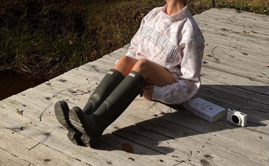 Well-Read Camo Mockneck