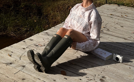 Well-Read Camo Mockneck