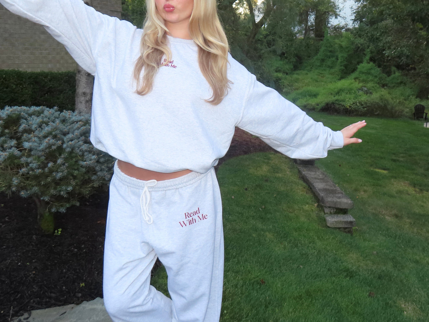 Read With Me Crewneck