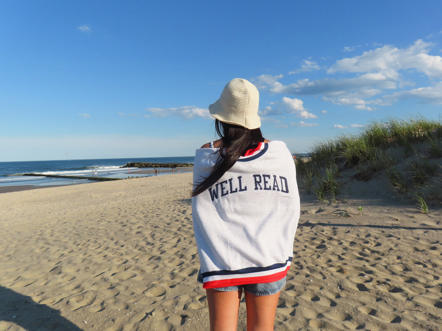 Well-Read By the Sea Mockneck