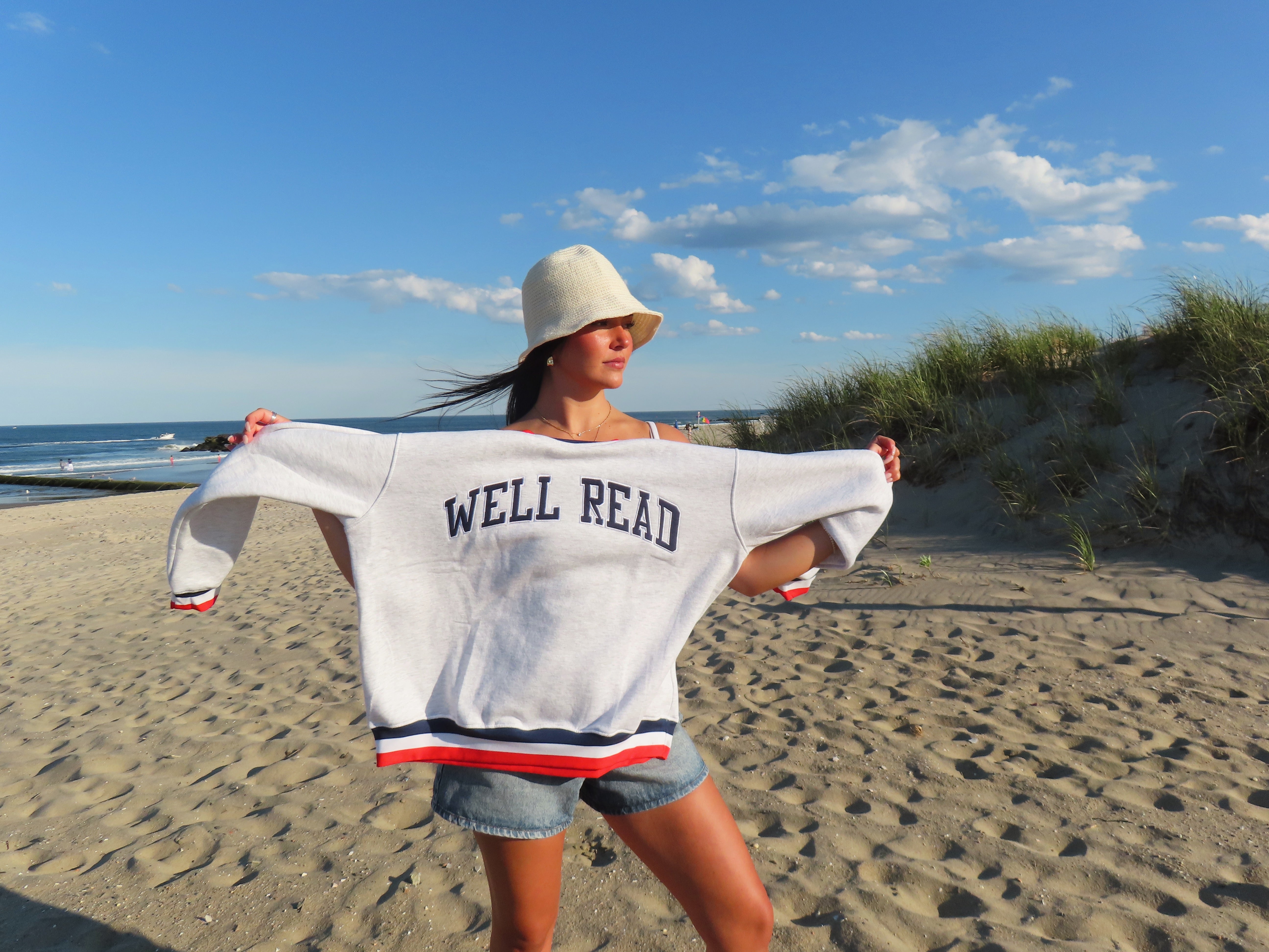 Well-Read By the Sea Mockneck – Enlightened Soul Co.